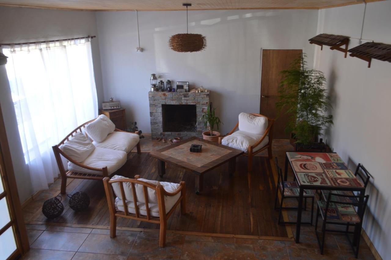 Hostal Y Cabanas Vientos Del Sur Puerto Ingeniero Ibanez Eksteriør billede